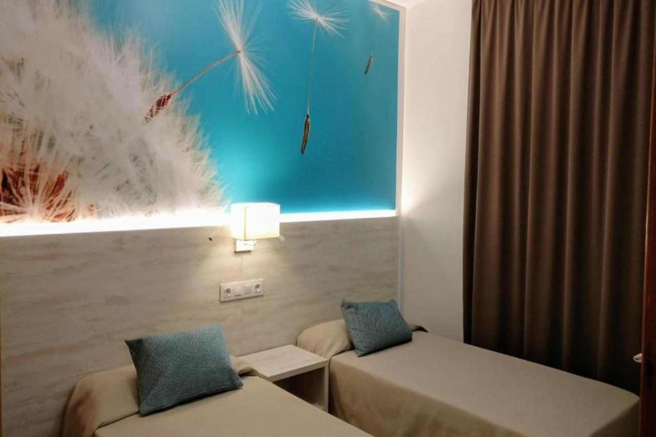 Aparthotel Las Mariposas Lloret de Mar Dış mekan fotoğraf