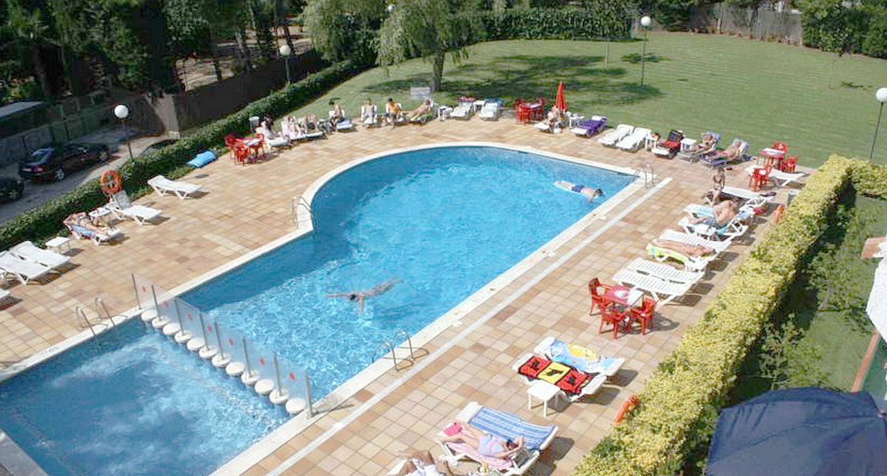 Aparthotel Las Mariposas Lloret de Mar Dış mekan fotoğraf