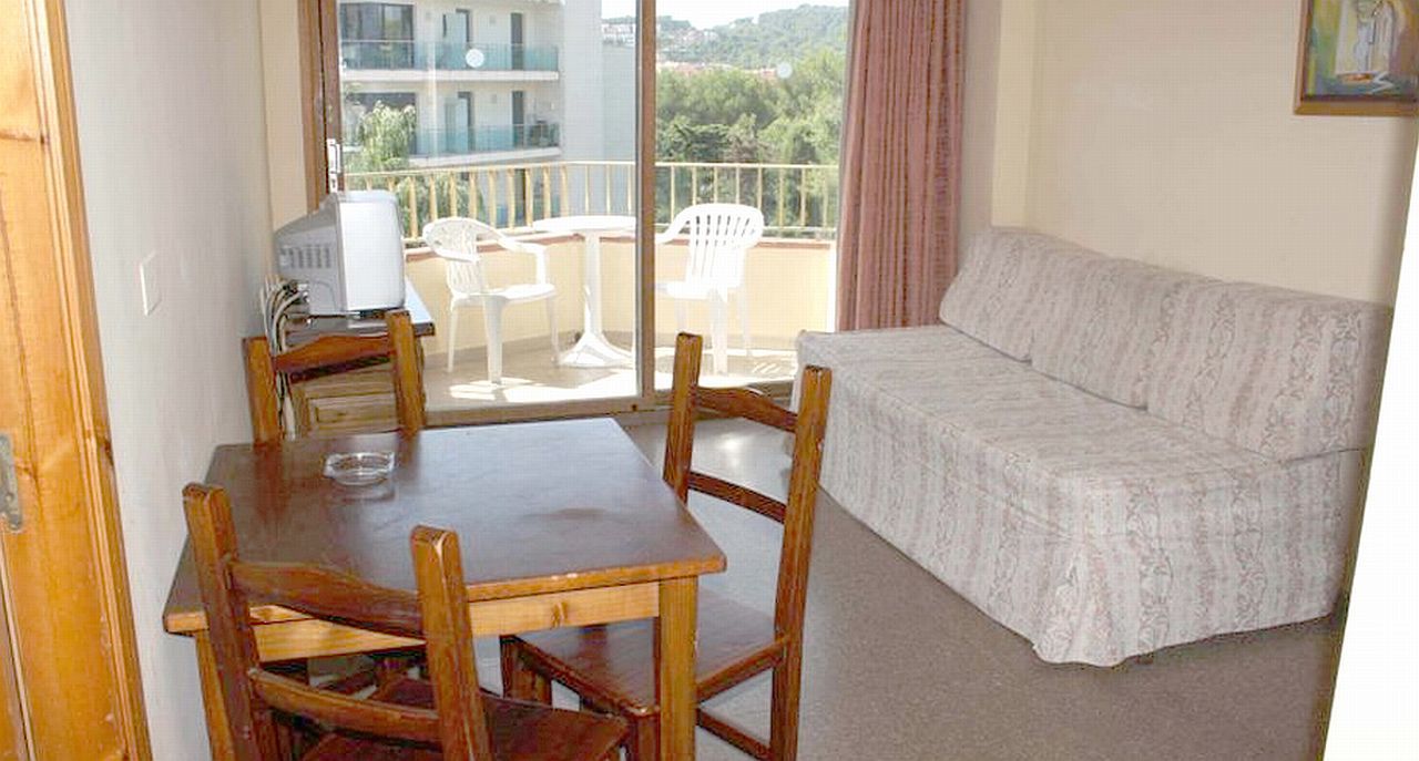 Aparthotel Las Mariposas Lloret de Mar Dış mekan fotoğraf